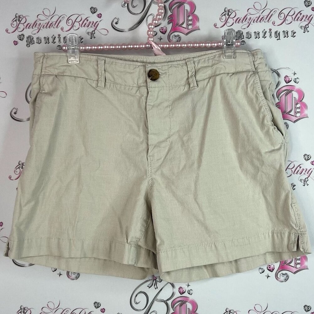 H&M shorts cargo style white cream Light Tan Women's Shorts pockets